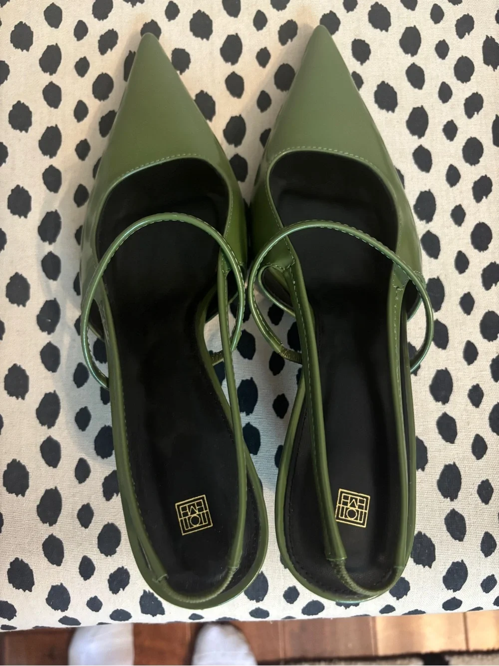 Toteme Olive Green Pointed Toe Slingback Pumps size 39